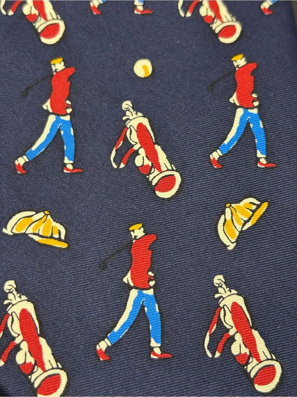 Banana Republic Made in Italy Golf Novelty Silk Tie – Navy Blue Golfer Print